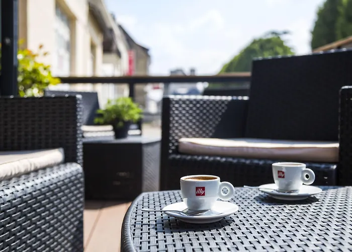 The Originals City, Hôtel du Château, Pontivy (Inter-Hotel)