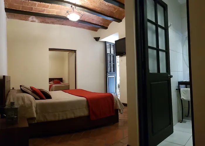 Hotel Naira
