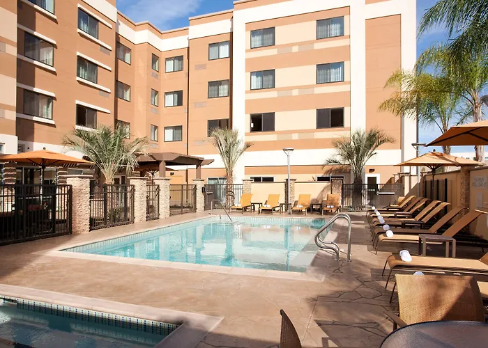 Courtyard By Marriott San Diego Oceanside