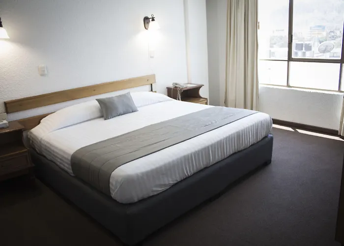 Estanza Hotel&Suites