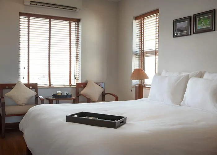 Hanoi E Central Luxury Hotel