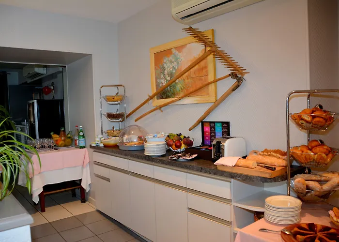 Logis Hôtel Bellevue