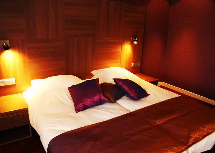 Van der Valk Hotel Hardegarijp - Leeuwarden