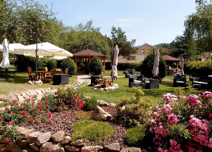Domaine du Haut Jardin Hôtel&Chalets Spa Privé