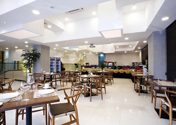 Urban Boutique Hotel