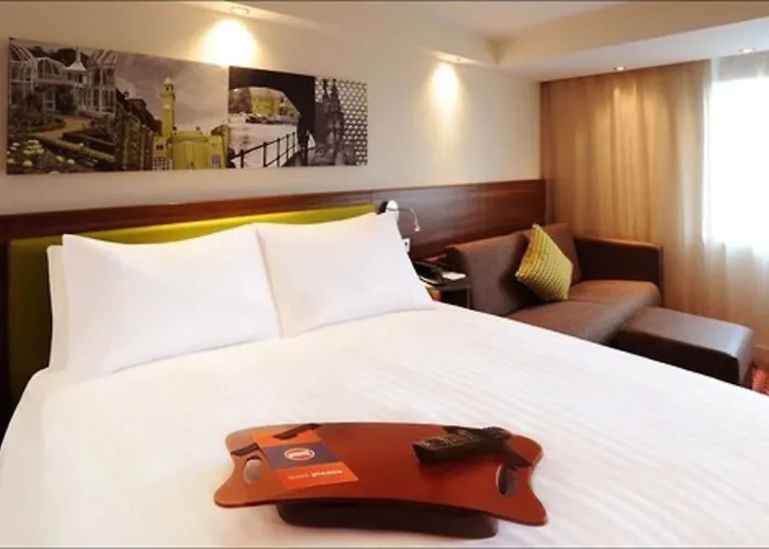 Hampton By Hilton Luton Airport