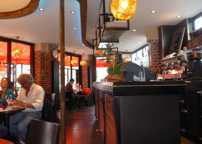 Cafe Hotel De L'Avenir