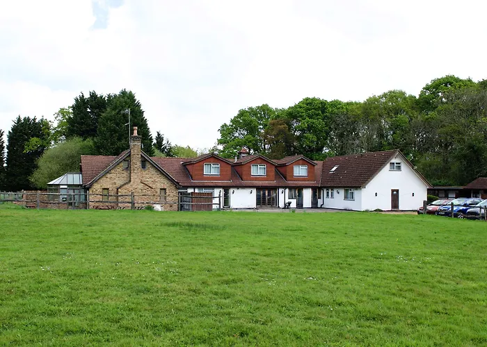 Little Foxes Hotel & Gatwick Airport Parking