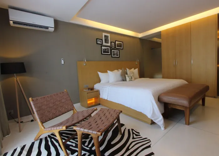 Ossotel Legian