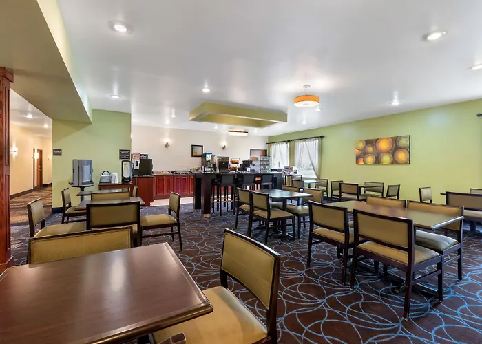 Best Western Plus Covered Bridge Inn