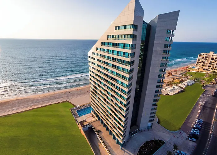 Herbert Samuel Okeanos Suites Herzilya