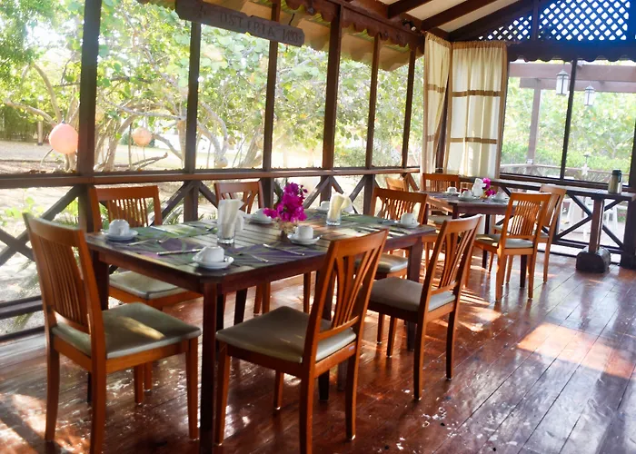 El Morro Eco Adventure Hotel