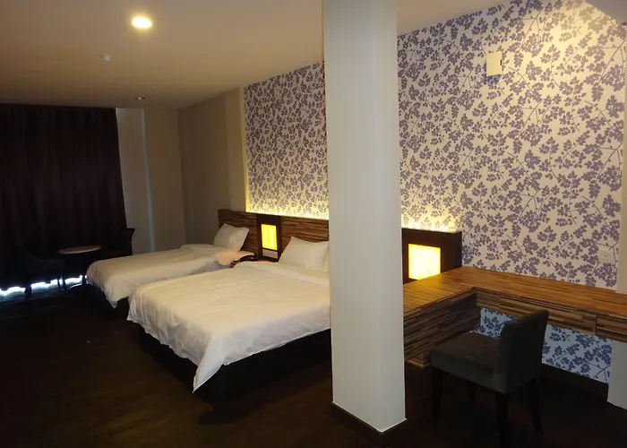 Waterfront Boutique Hotel