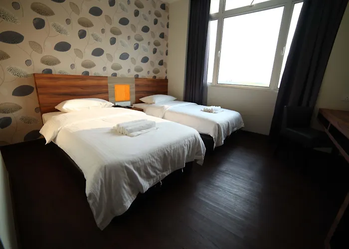 Waterfront Boutique Hotel