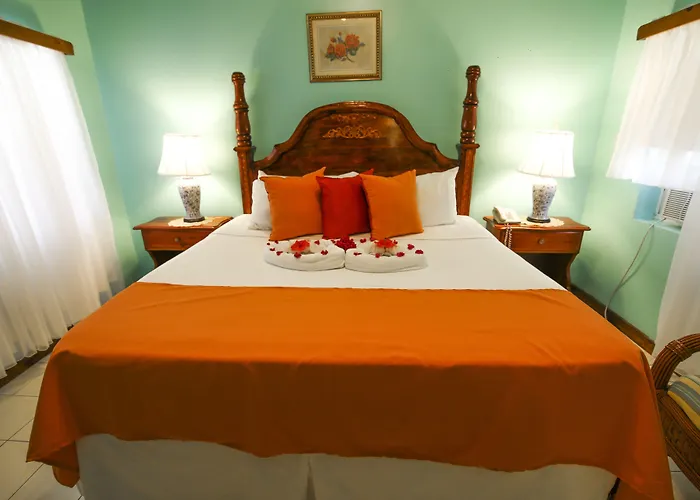 Rayon Hotel