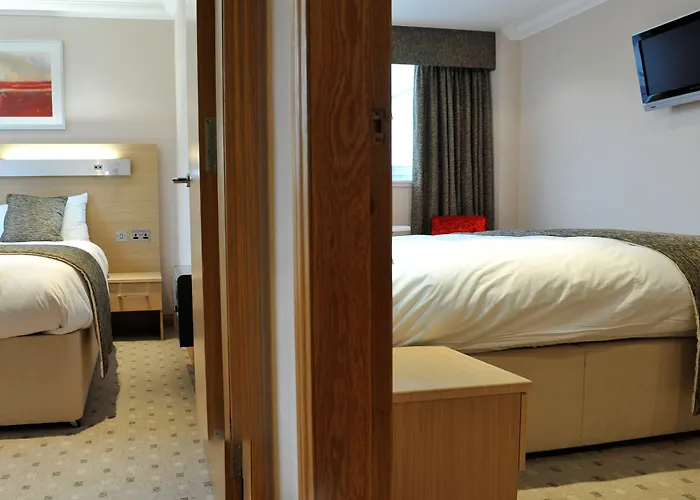 Carlton Hotel