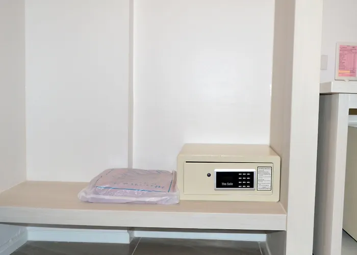 Flipper Lodge Hotel - Sha Extra Plus