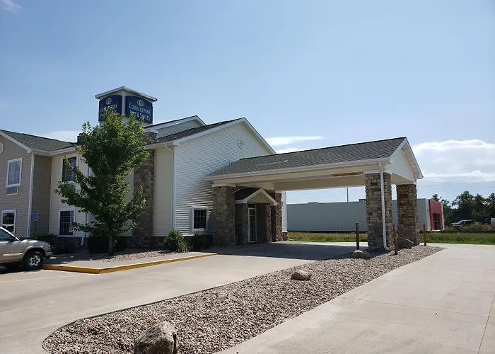 Cobblestone Inn & Suites - Schuyler