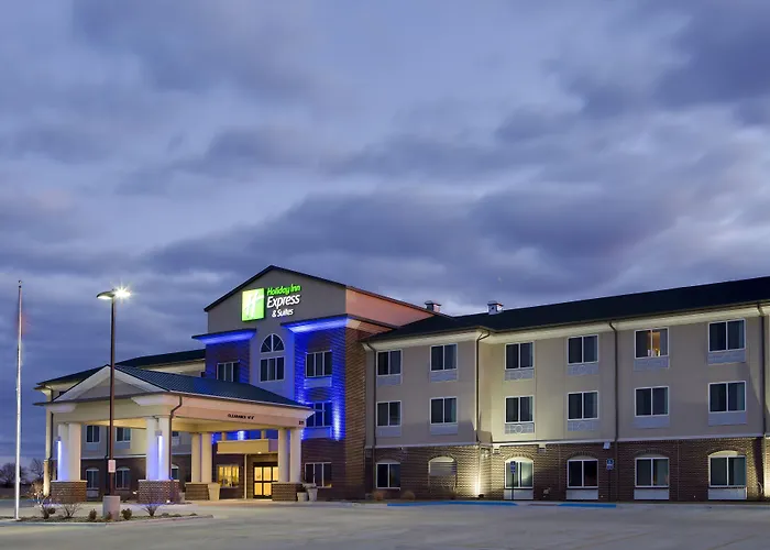 Holiday Inn Express & Suites Nevada By Ihg