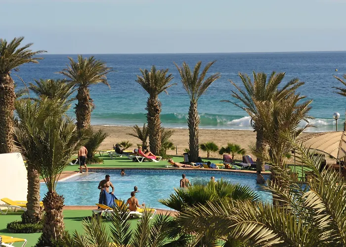Lam Hotel Foya Branca