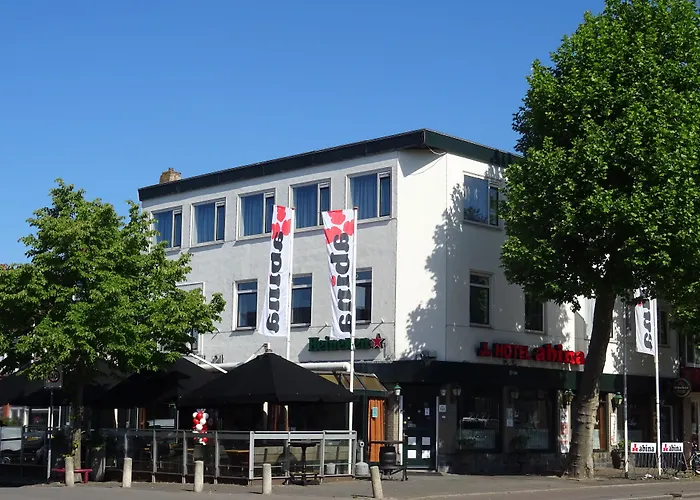 Hotel Café Restaurant Abina
