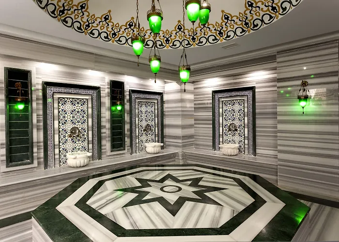 Karmir Resort & Spa