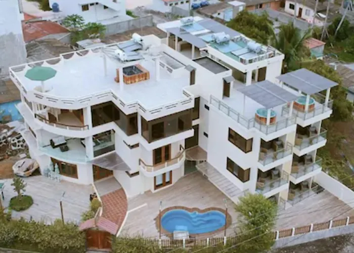 Hotel La Laguna Galapagos