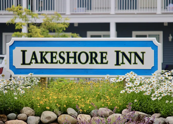 Empire Lakeshore Inn