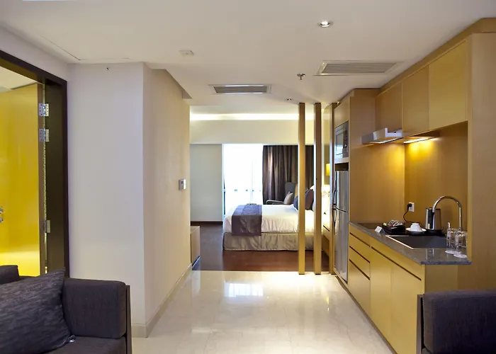 Lakeshore Suites, Banani