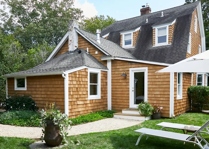 The Roundtree, Amagansett