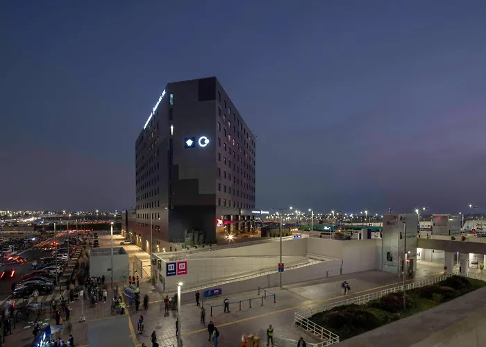 Wyndham Grand Lima Airport