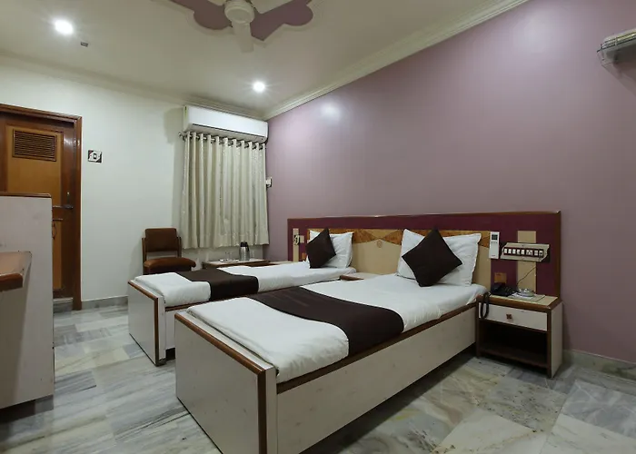 Hotel Good Night
