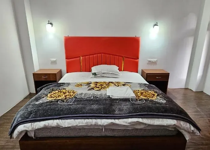 Hotel Thangshing In