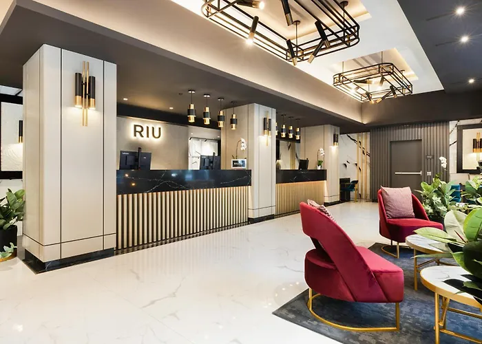 Riu Plaza Toronto