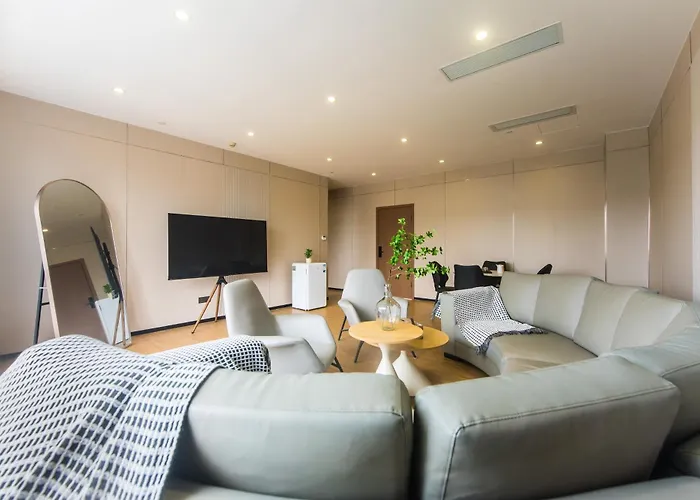 Weihaoside International Community Apartment, Meilin, Shenye Shangcheng Branch