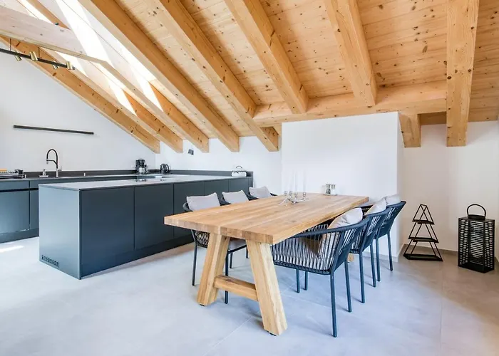 Montagnier B62, Indoor Pool And Spa