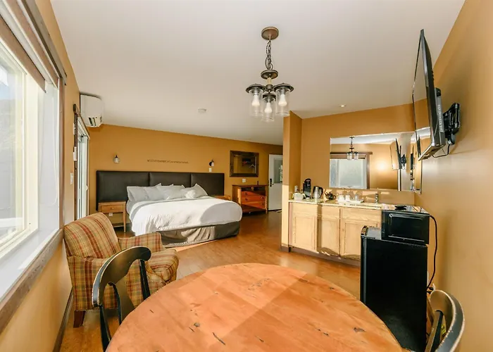 Similkameen Valley Resort