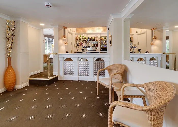 Park Manor Hotel