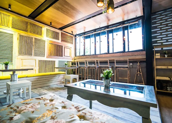 Summerbird - Bed And Brasserie