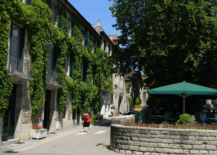Logis Hotel Des Messageries