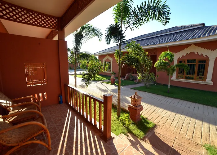 Bagan Emerald Hotel
