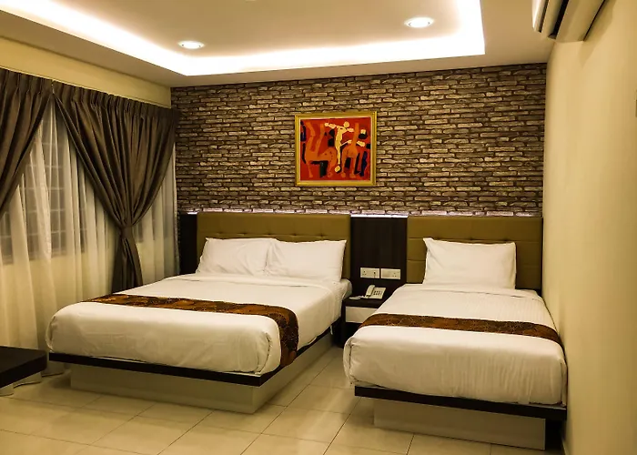 Louis Hotel