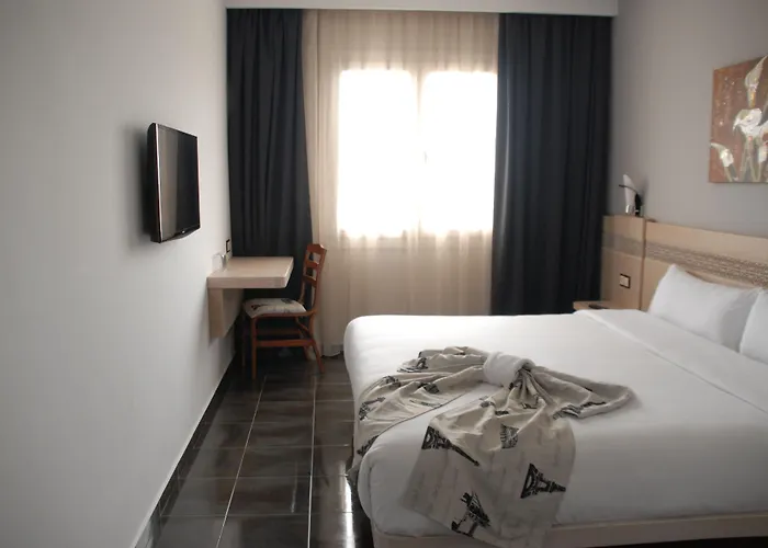 Hotel A44