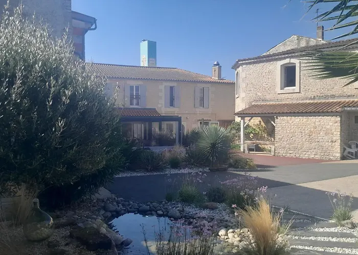 Hôtel Restaurant Le Commerce