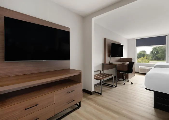Wingate By Wyndham Dublin Near Claytor Lake State Park