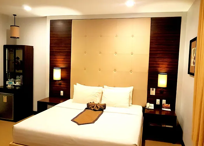D'Hotel & Suites