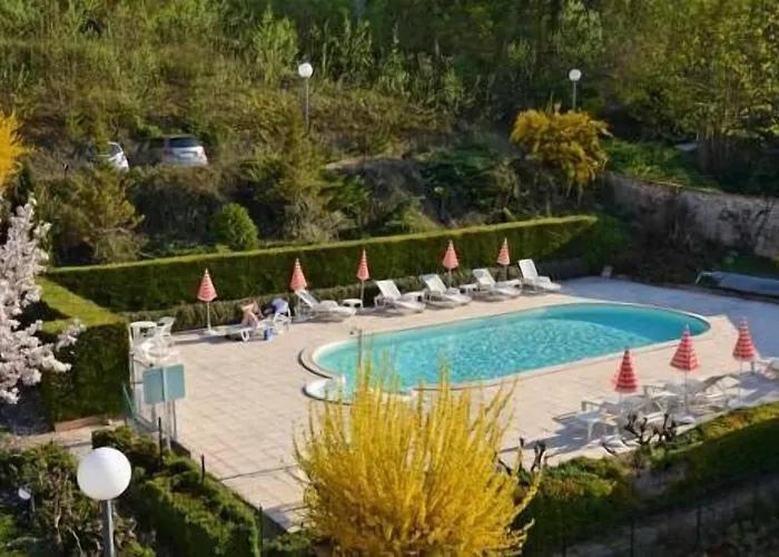 Hotel Et Studios D'Orfeuil