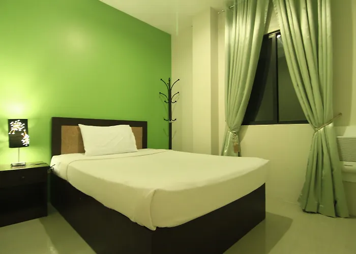 Urban Manor Hotel