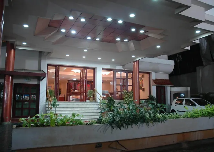 Hotel Gnanam