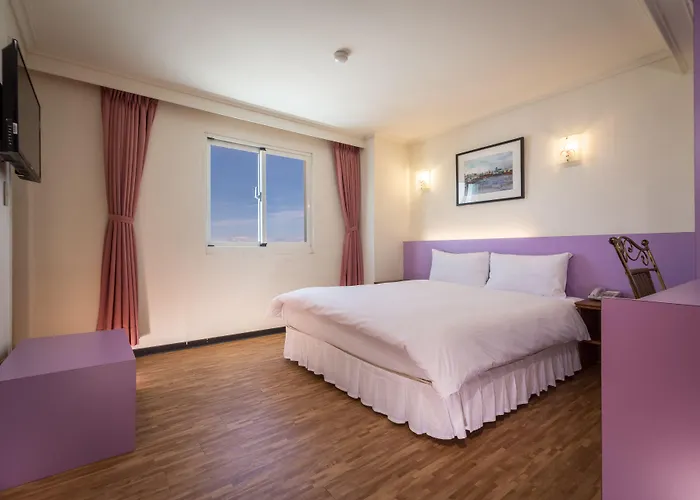 Apple Hotel